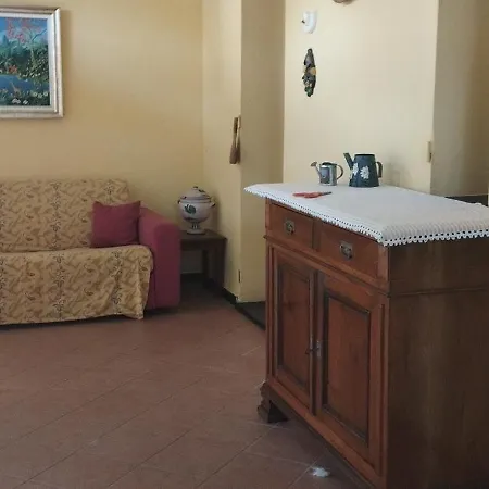 Semesterbostad La Casa Di Robi Molino Nuovo (Savona)
